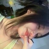 Em Bé Rau Xanh