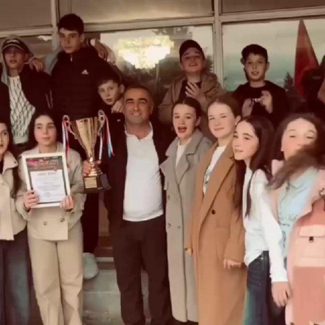 "МИНГИ-ТАУ" Народный карачаевский фольклорно-этнографический ансамбль.Худ.рук. Заслуженный артист КЧР Айбазов Марат Далхатович.