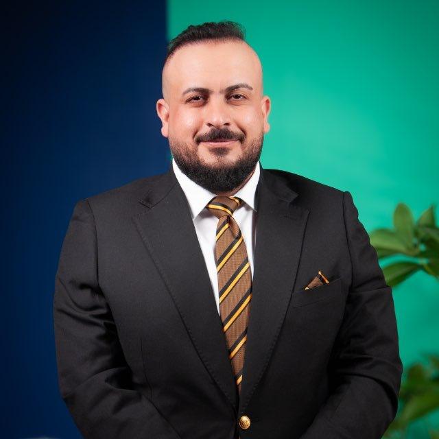 الاستاذ إياد جواد