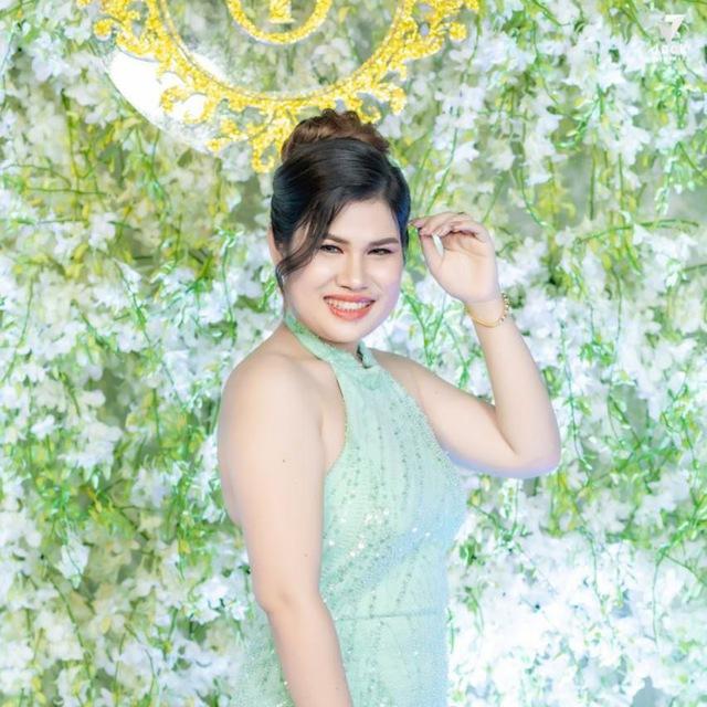မယ်အိနဲ့စားမယ်