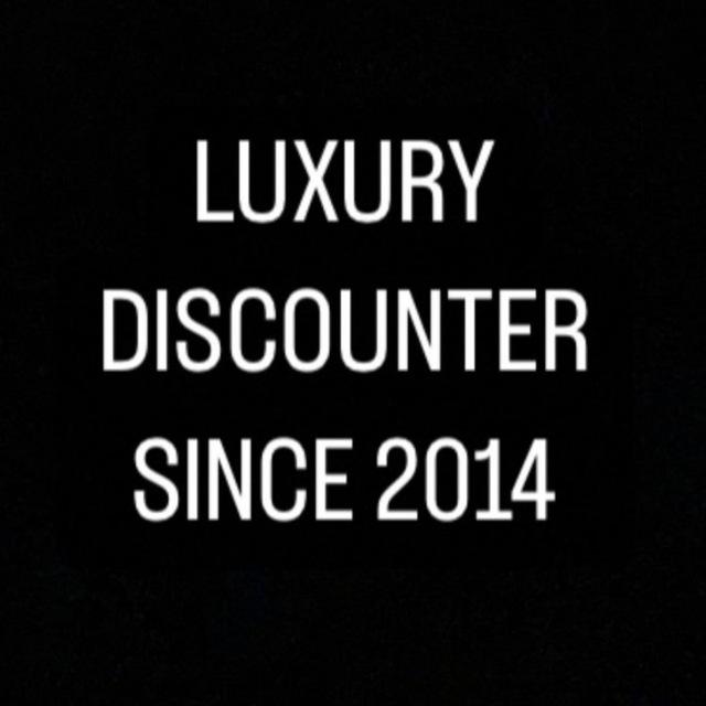 LUXURY DISCOUNTER Woman