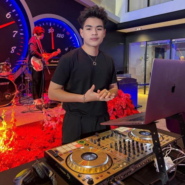 シ"𝐁𝐄𝐍𝐙 𝐁𝐄𝐍𝐙" 𝐌𝐔𝐒𝐈𝐂 𝐂𝐀𝐌𝐁𝐎𝐃𝐈𝐀 🎶