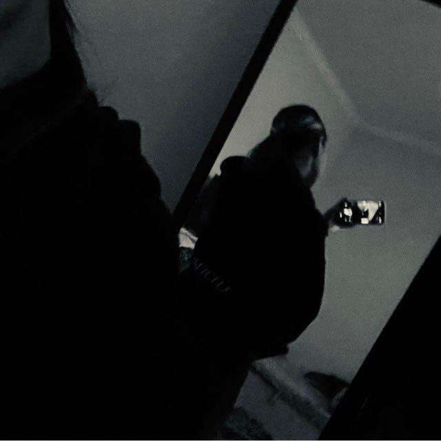 𝐍