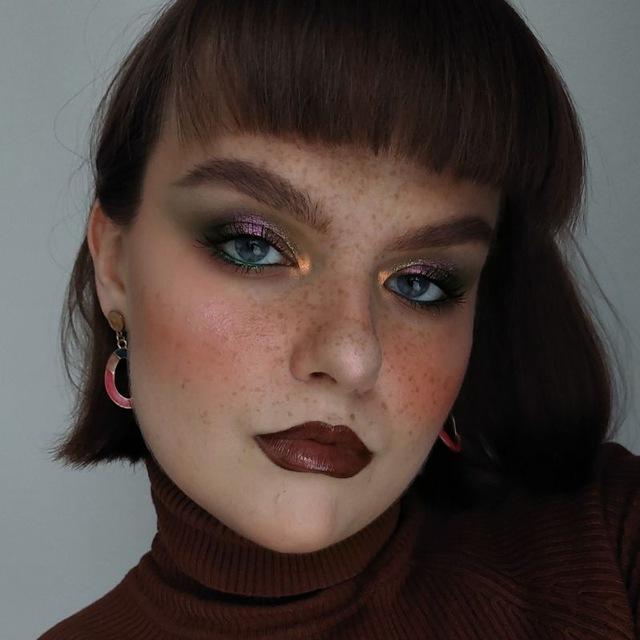Конфешнс оф э бьютихолик💅