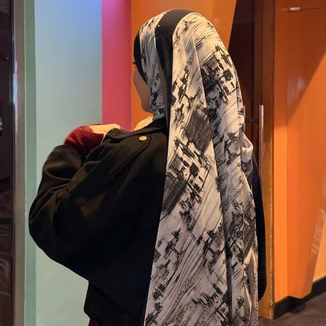 سارة فَتحي.