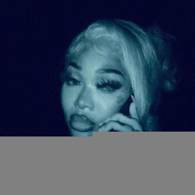𝔰𝔢𝔯𝔢𝔫𝔦𝔱𝔜