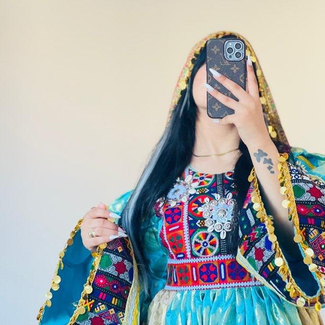 𝓢𝓞𝓝𝓘🖤