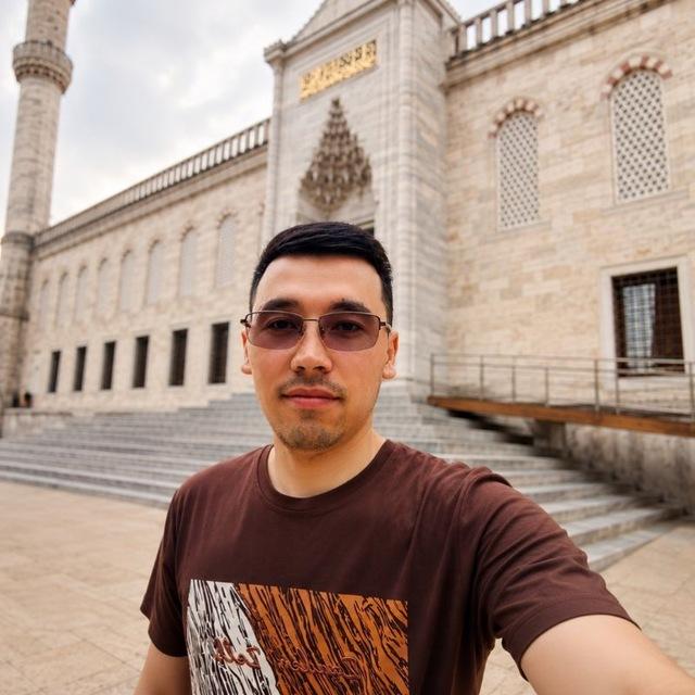 Davron Akbar - anomal fikrlar