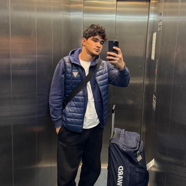Azamov✌🏽🥇