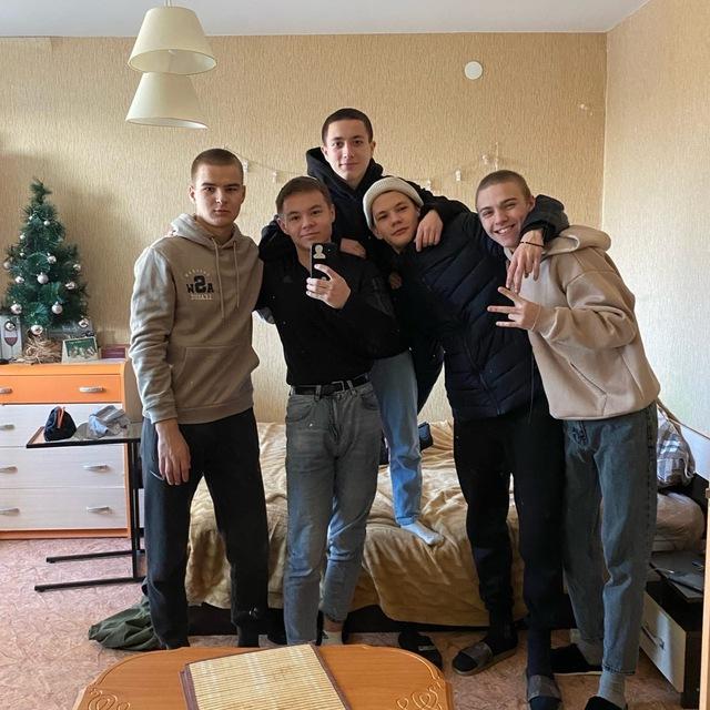 Бедолаги ебаные
