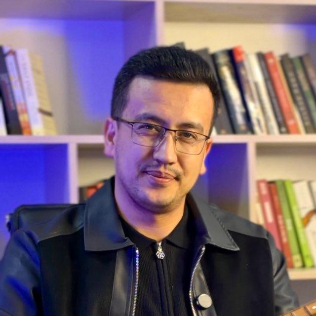Dilshod | Ustoz | English