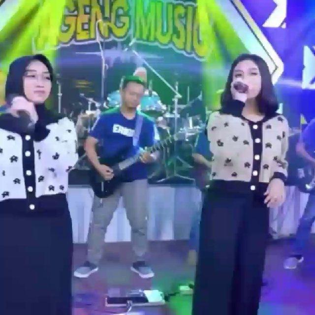 🎵 Musik Dangdut DUO AGENG 🎵 🔈🔉🔊👭🧍‍♂📺📸🎙📻💽🎛🎤🎧🏆✨👏🥰🥳😇💯👍🎶