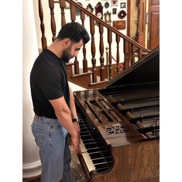 مهزلة العقل البشري