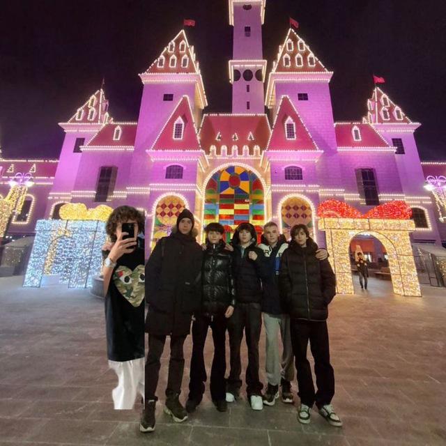 ПТУшники в лосинах