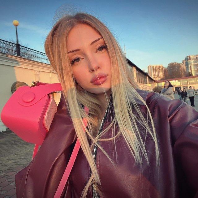 BLONDI🩷💅🏻