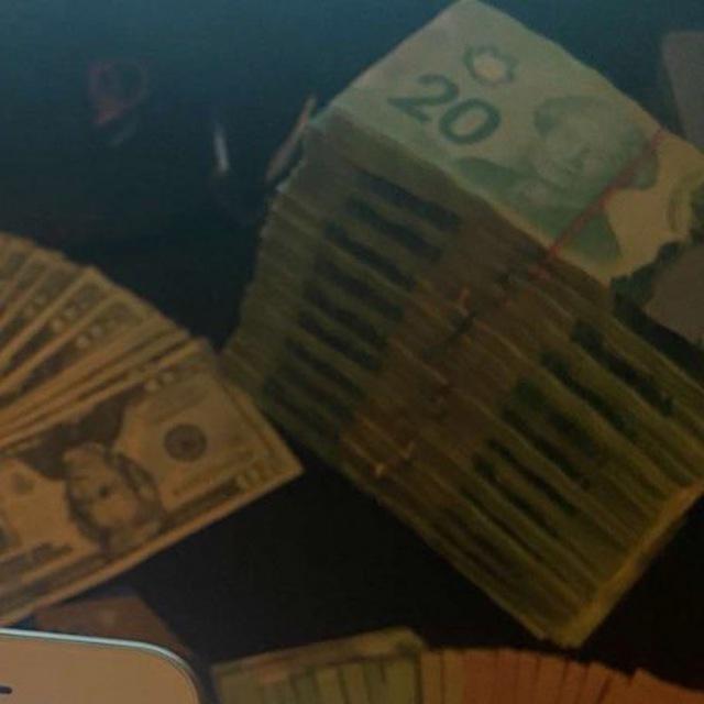 RICH FREE PLAYS🇨🇦🏦