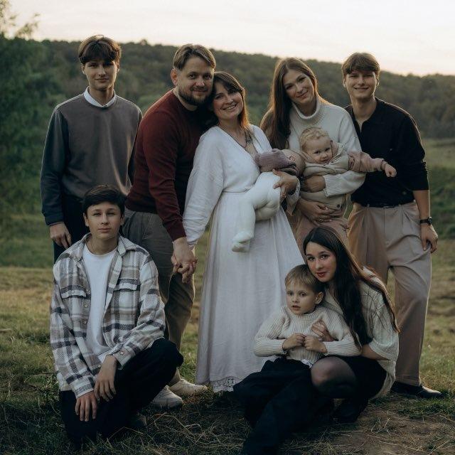 Мама В Белых Кедах