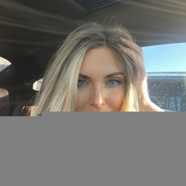 KATE IS TRAVELING
