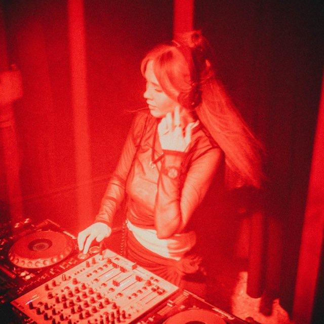 last night a dj saved my life