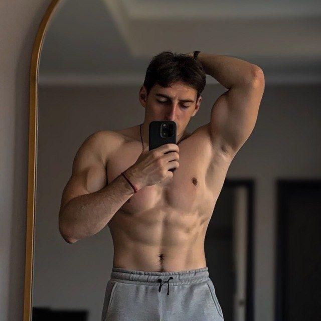 Alexander Turi