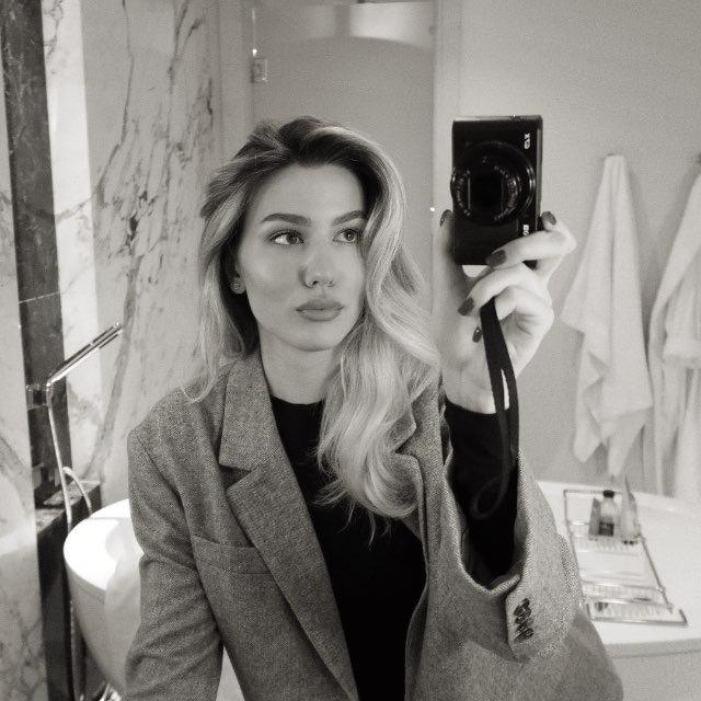 Masha Moqon