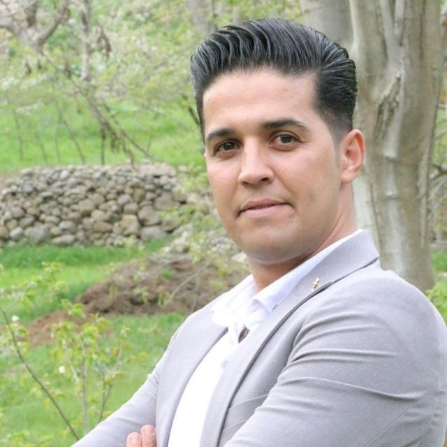 رضا نیک نام