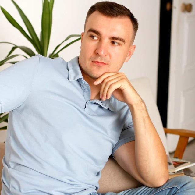 Евгений Толстобров