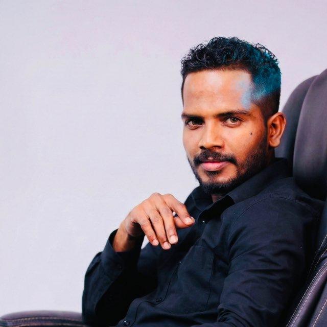 Mahesh Senanayake [𝐌 𝐀 𝐒 𝐓 𝐄 𝐑]