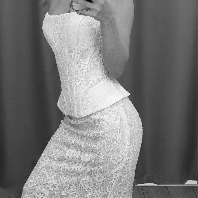 1305