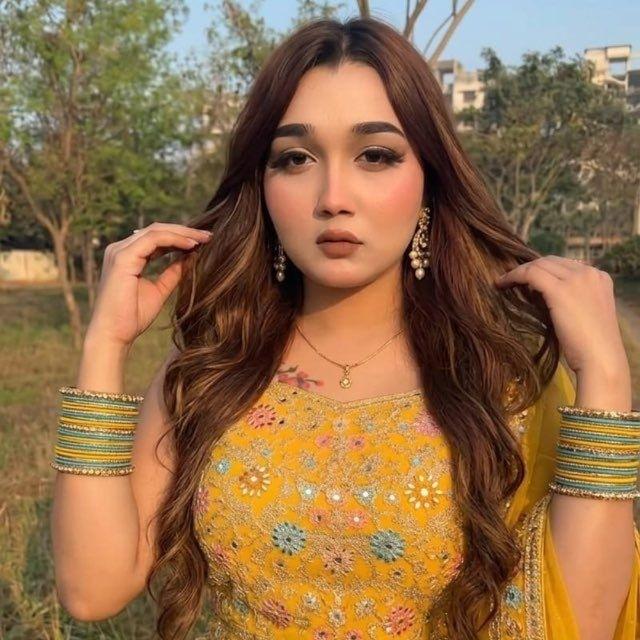 Diba Moni 🦋