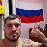 большой мальчик нет кепка