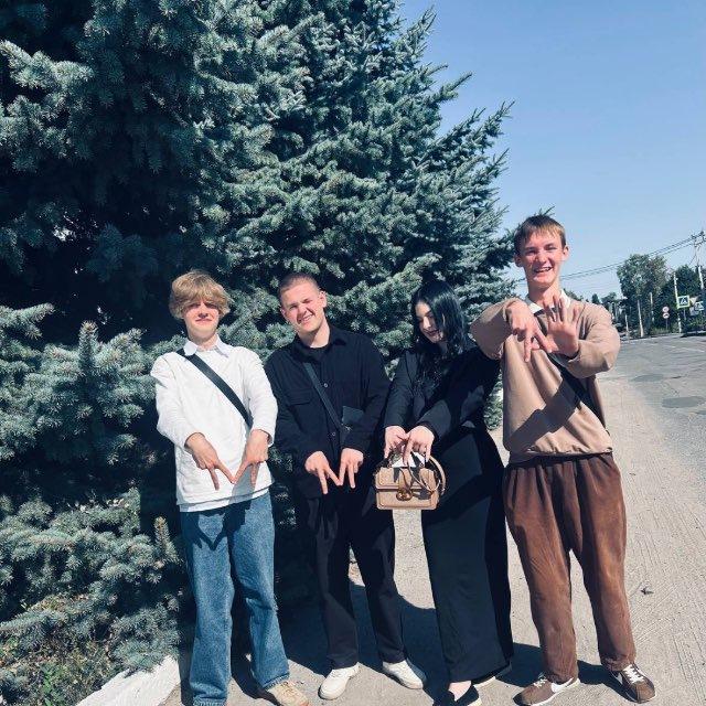 24 Zуетологи 🫦