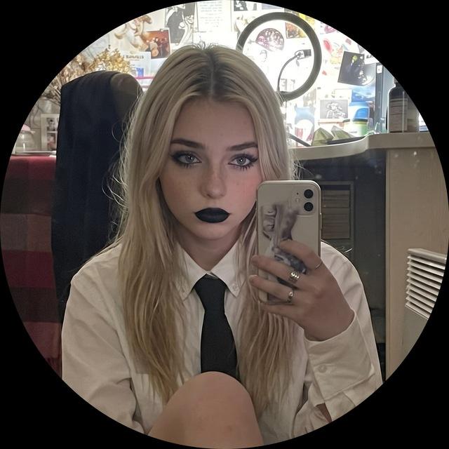 Lexy's Paradise 🖤