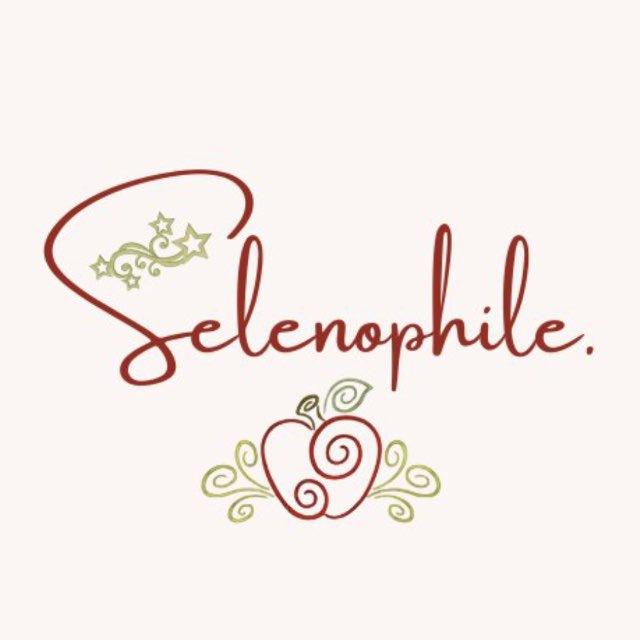 selenophile ⊹₊⟡⋆