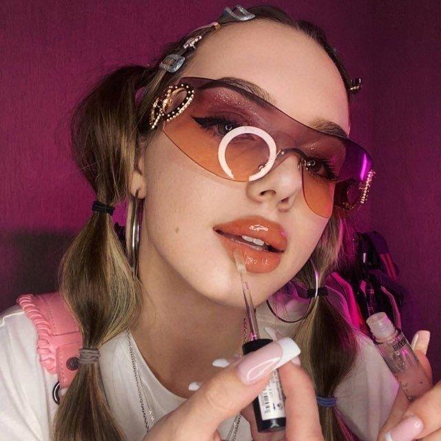 СПЛЕТНИЦА 🫦