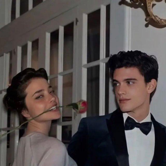. محطة مشاعري .