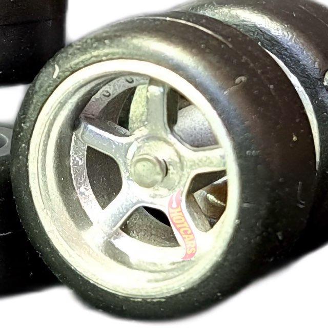 HOTCARS Колекционные карточки