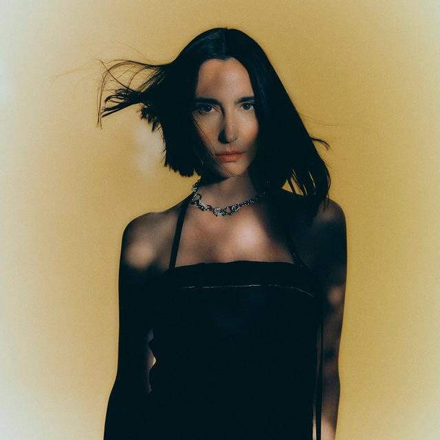 Amelie Lens