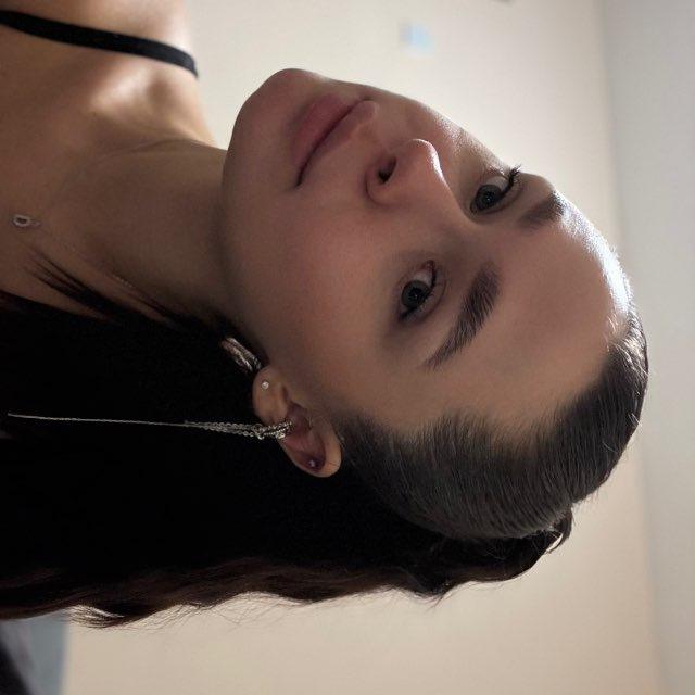 Di