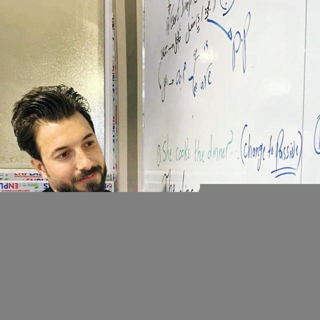 #الاستاذ محمد الخفاجي .. انكليزي ثالث متوسط
