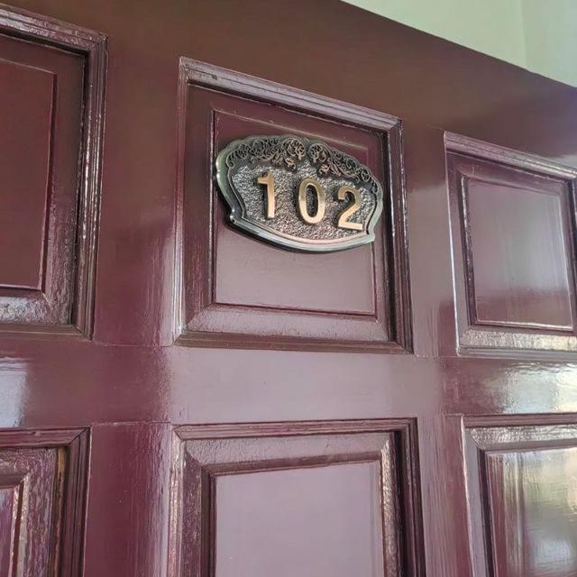 မြို့နယ်အစုံ Hotel လမ်းညွန်