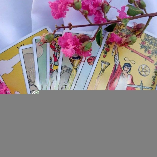 🕯️ملکه فال،شمع تراپی🕯️