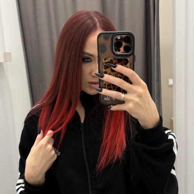 NADYA ASMOLOVA