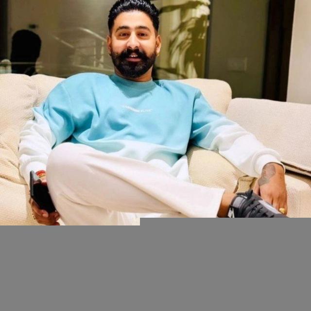 Malik mumbai