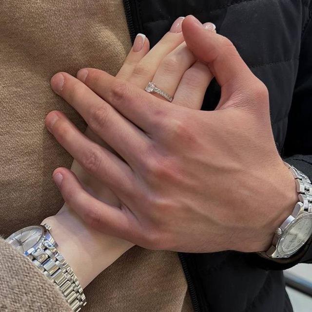 ﮼هويـٰٓـتـگ -