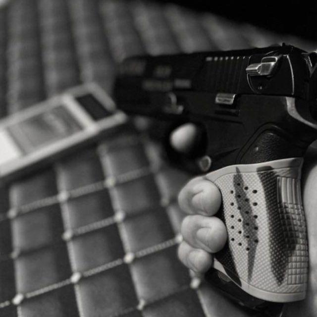 GuN