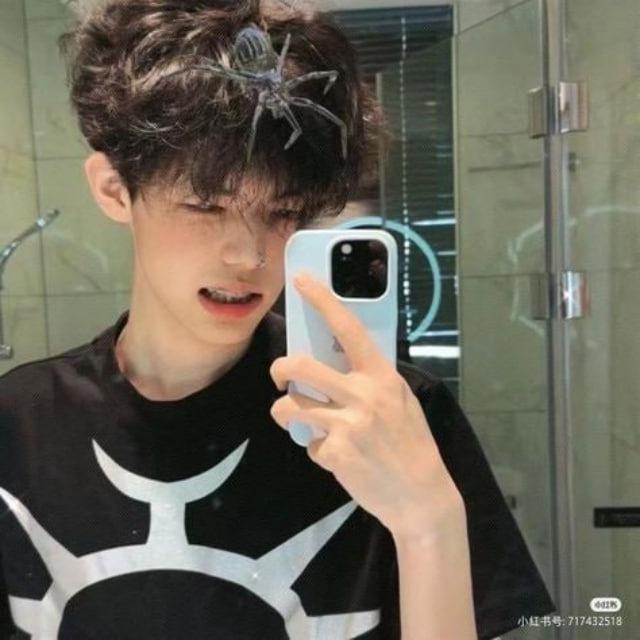 帅哥头像+GIF🥰