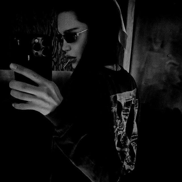 𝟖 𝟖 𝟗