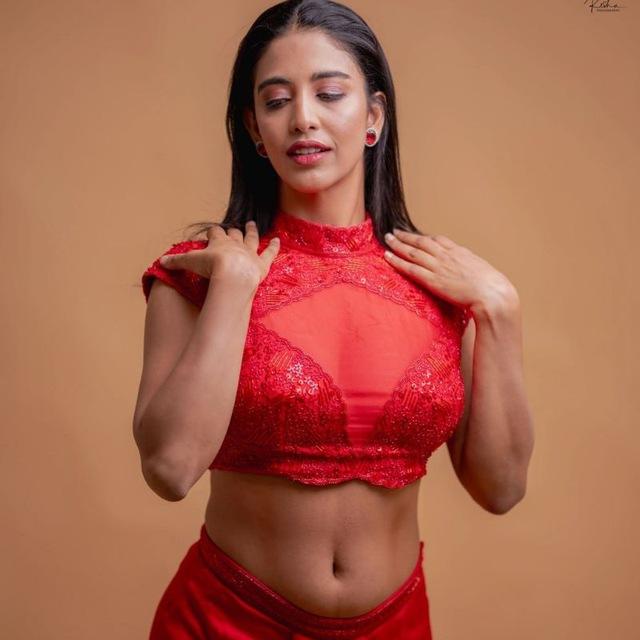 𝐀𝐜𝐭𝐫𝐞𝐬𝐬 𝐑𝐚𝐰 🥵🔥