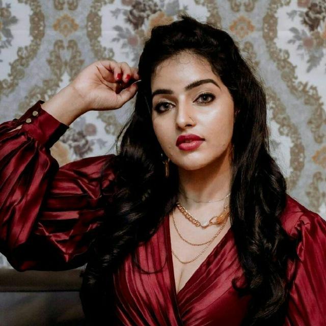 malavika menon fans